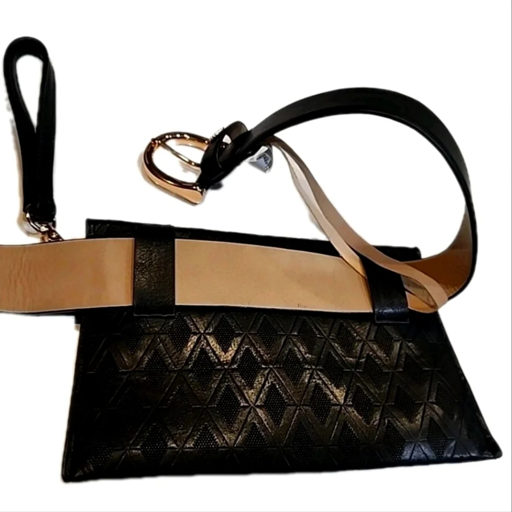 Vince Camuto black faux leather waist belt quilted design & gold-plated Wristlet - Picture 6 of 8